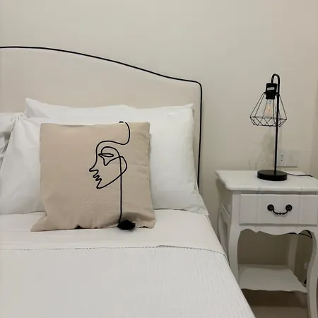 Alojamento de Acomodação e Pequeno-almoço Alora Boutique
