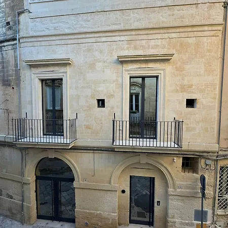 Alojamento de Acomodação e Pequeno-almoço Alora Boutique Lecce